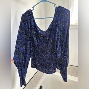 size medium blue floral Free People long sleeve top